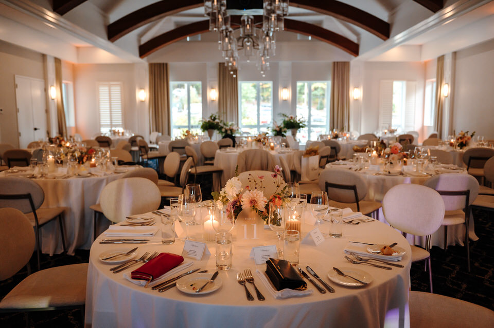 Mariage au Ripplecove Hotel & Spa – salle reception harmonie