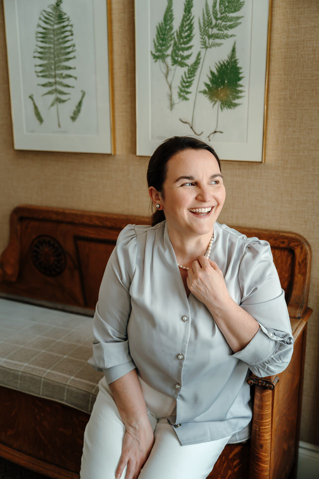 Aurélie, photographe d'expérience de mariage et lifestyle basée dans la région de Montréal.
